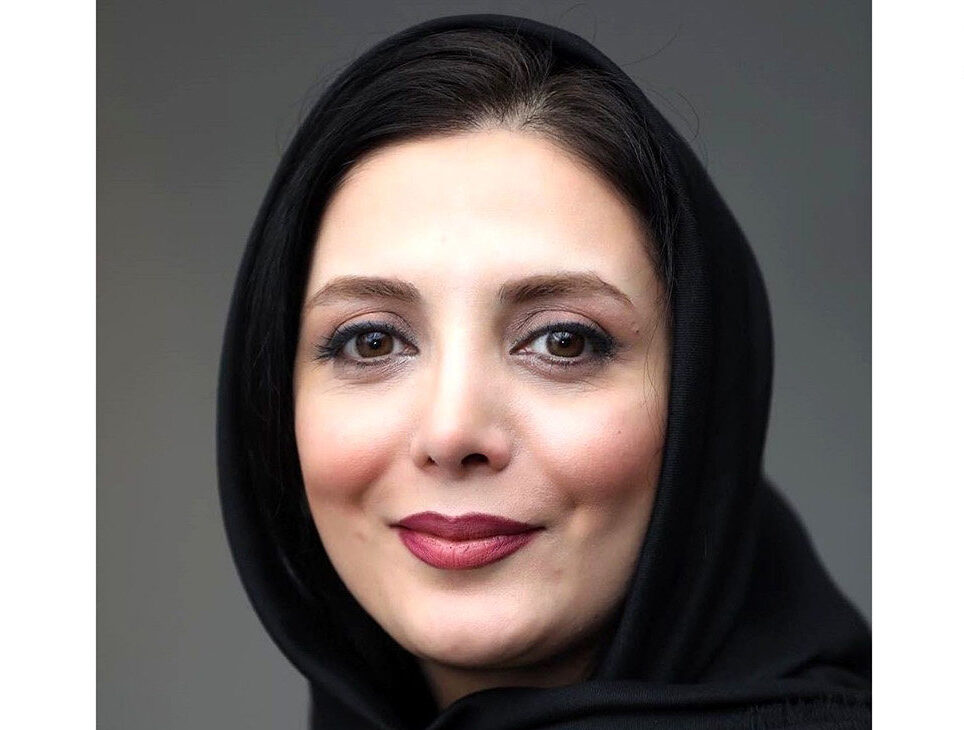 عکس همسر سیبیل کلفت رویا میرعلمی / سلیقه عجیب خانم بازیگر زیبا و خوش اندام  + بیوگرافی و عکس های جذاب