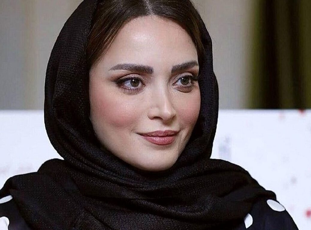 استایل تابستانه زیبای بهنوش طباطبایی / خانم بازیگر ساده و شیک ظاهر شد !