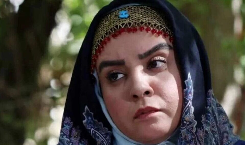 چهره تازه «ماه کاووس» سریال نون خ کنار پدرش در 37 سالگی+ عکس