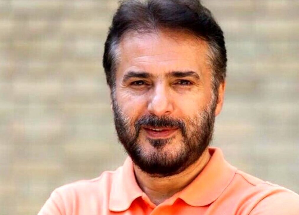 عکس زیبایی خیره کننده خواهر سید جواد هاشمی ! / غم بزرگ آقای بازیگر سر مزار خواهرش !