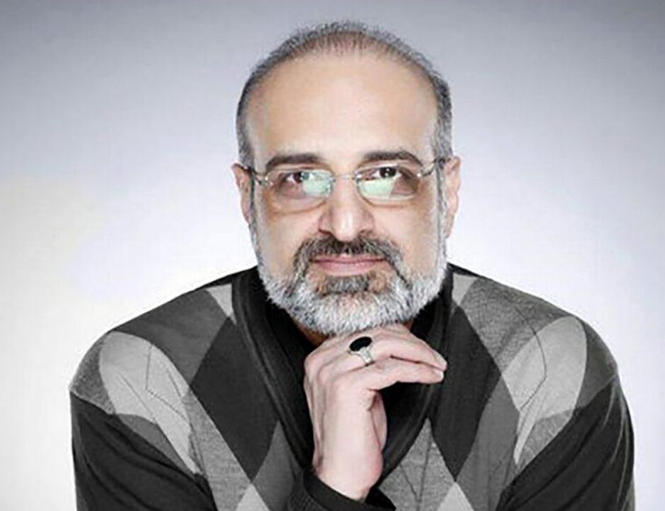 فیلم/ اجرای بی نظیر محمد اصفهانی در برنامه آوای جادویی با آهنگ «امشب در سر شوری دارم»