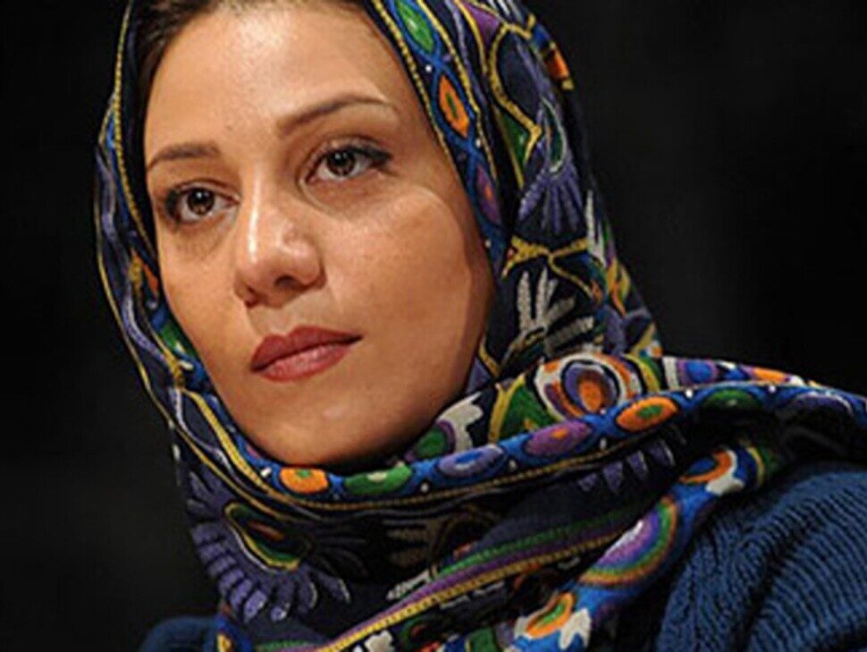 عکس های زیبا و خاص شبنم مقدمی و فریبا نادری با شال سنتی گلدار و خوشرنگشان/ اصیل و ایرانی پسند + عکس