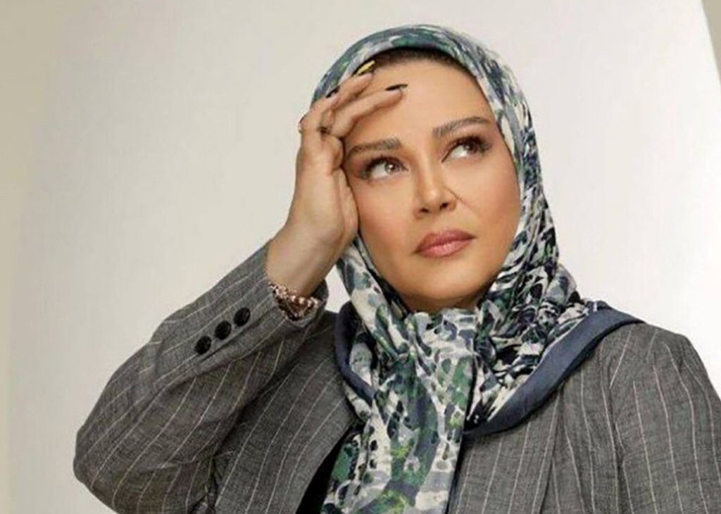 نگاهی به کیک تولد 3 بعدی بهاره رهنما کنار دخترش / میز شیک با خوراکی های رنگارنگ، خوشمزه و سالم + عکس