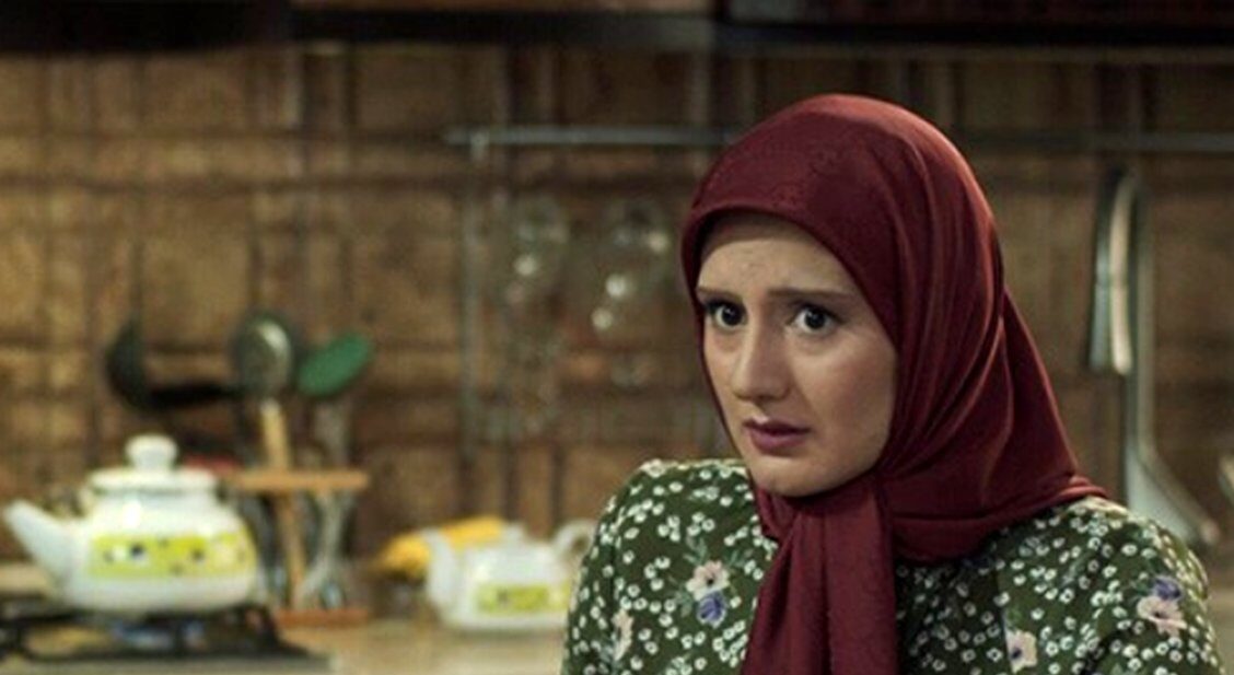لباس عروس متفاوات و آرایش زیبای خانم بازیگر سریال گرگ و میش / باور نمی کنید