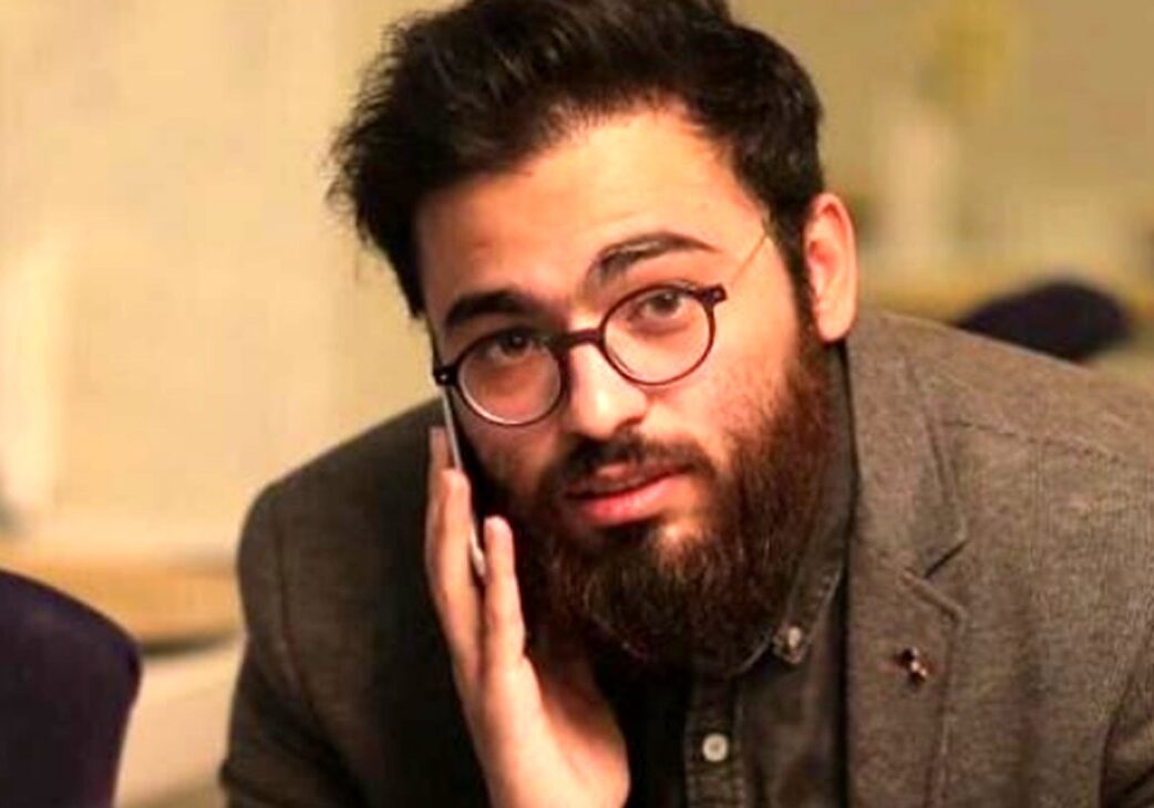 نگاهی به کیک تولد 2 طبقه و صورتی رنگ 1 سالگی دختر مصطفی امامی مجری تلویزیون در کنار همسر جوان و کم سن و سالش + عکس