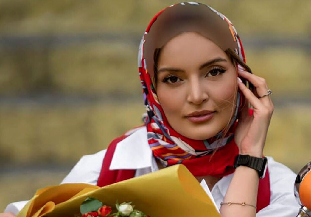 خلاقیت هوشمندانه نیلوفر پارسا، بیتای آوای باران برای خوردن قهوه در ایام بارداری / خانم بازیگر دوقلو بارداره + عکس