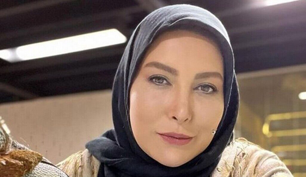 مراسم تشییع همسر جوان فریبا نادری، با حضور چهره های سرشناس و بازیگران/ روحش شاد و یادش گرامی