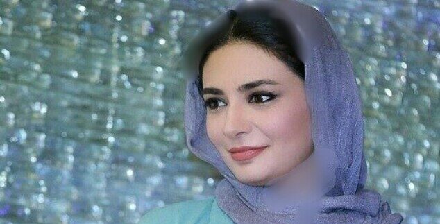 چیدمان بی‌نظیر ویلا چوبی با نقش‌های سنتی و قدیمی منزل پدری لیندا کیانی/ طراحی گوشه دنج بهشتی به سبک معماری ایرانی