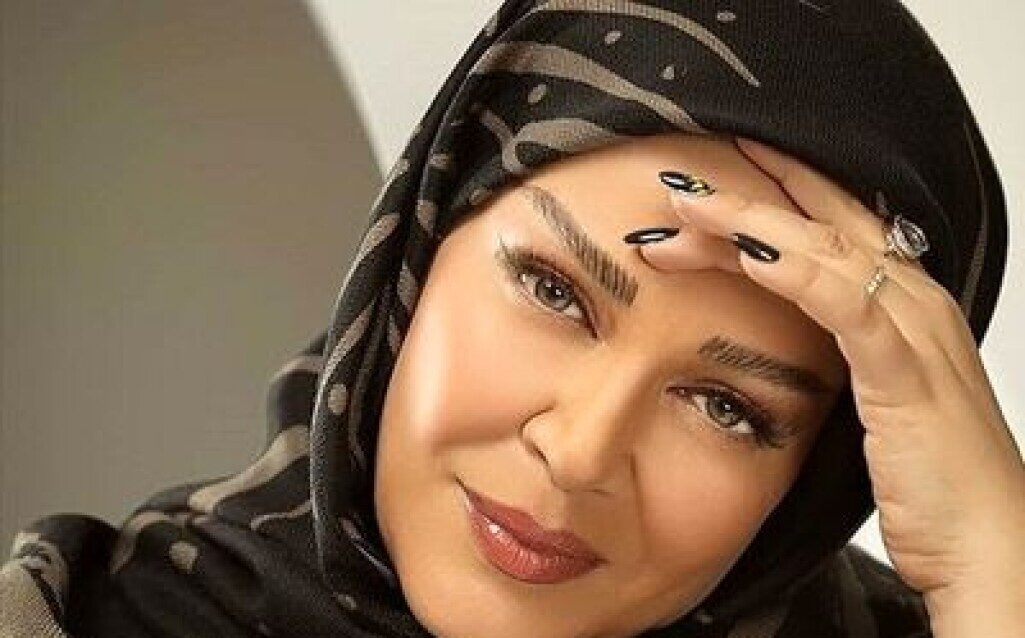 پربازدیدشدن تصویری از ورزش زورخانه‌ای بهاره رهنما با میل باستانی/ فیگورهای پهلوانی خانم بازیگر با حجاب کامل