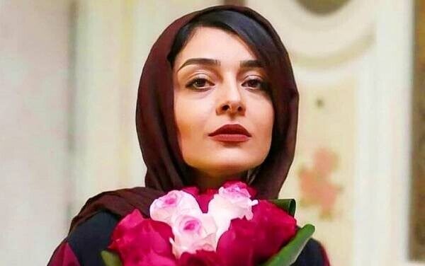 نگاهی به خونه زندگی لوکس و دلباز ساره بیات در تهران؛ از دکوری‌های خاص تا چیدمان ورودی خانه  به سلیقه خانم بازیگر +عکس/ چقدر همه جا مرتب و تمیزه