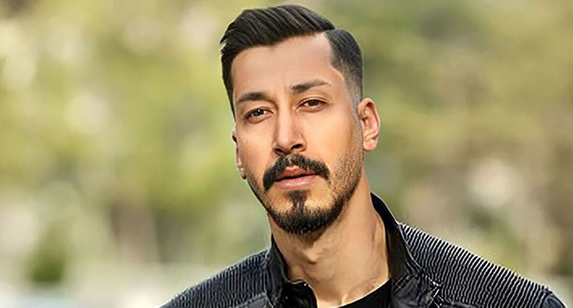 استایل جدید،شیک و جنجالی بهرام افشاری / آقای بازیگر موهاش سفید شده ! + عکس