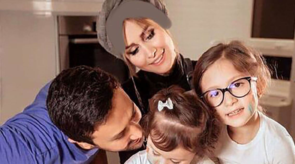 نگاهی به سلیقه جذاب چیدمان ایرانی همسر شاهرخ استخری در بلژیک/  ! / سپیده بزمی پور شاهرخ را طلسم خود کرد !