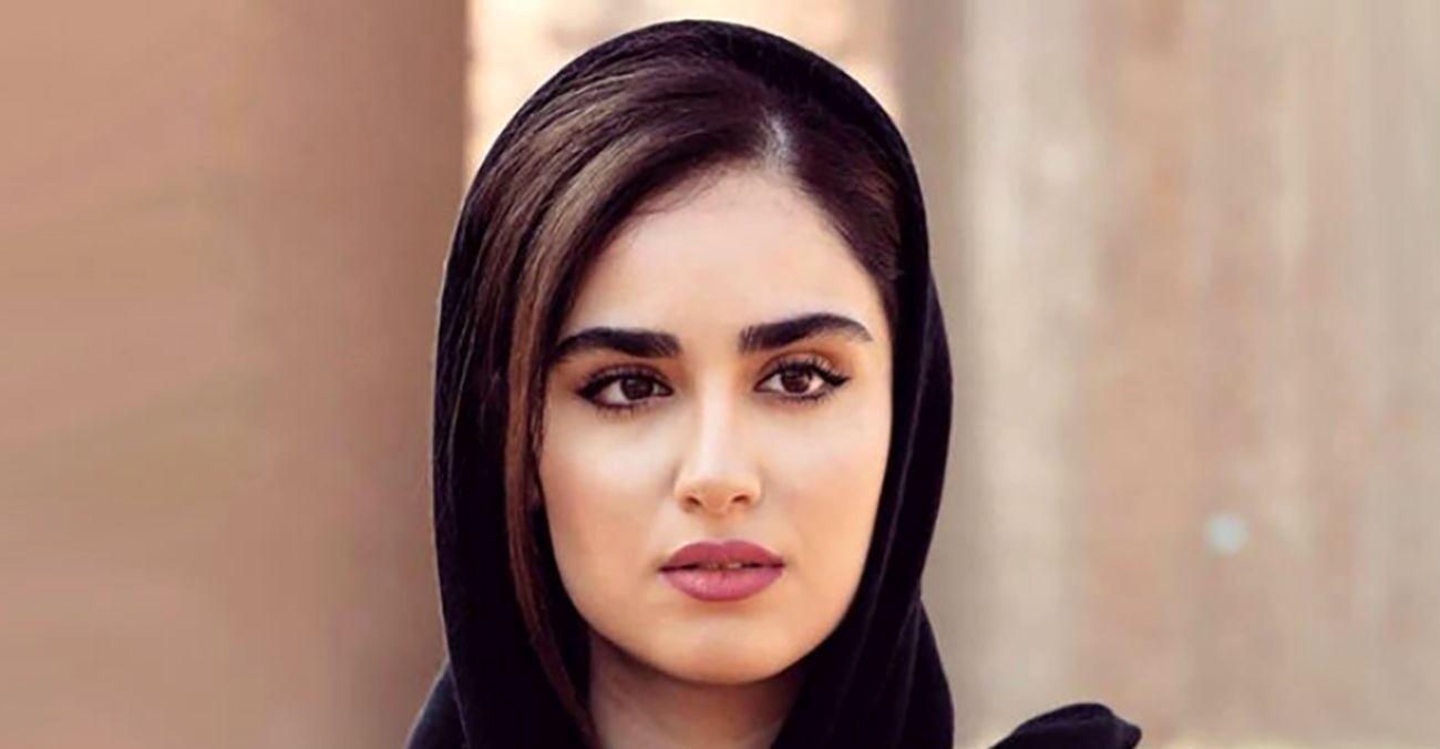 هانیه غلامی با لنزهای آبی زیباتر از همه بازیگران ایرانی شد! + عکس چشم نواز و دلبرانه !