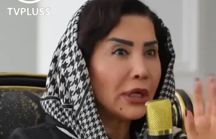 فیلم تعریف مهناز شیرازی خانم مجری از زیبایی و خوش صدایی خودش ! / زندانی ها هم عاشق من بودند ! / وقتی من گویندگی می کردم همه میخکوب می شدند !