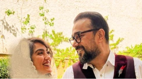 فیلم ماه‌عسل عاشقانه و تاب‌بازی 2 نفره مونا کرمی و سپند امیرسلیمانی در مشهد! + عکس های خاص