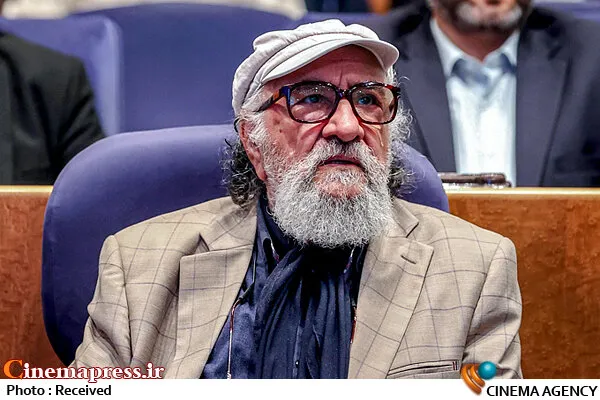 «ولایت فقیه» و «فره ایزدی»؛ نگاهی به ریشه‌های الهی و معنوی ملت ایران