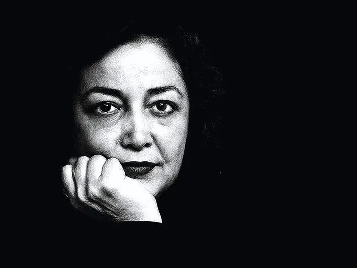 «شهرنوش پارسیپور» نویسنده برجسته ایرانی درگذشت؛ زندگی و آثار او چه بود؟